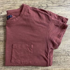 Burnt Red Abercrombie & Fitch T-Shirt with pocket